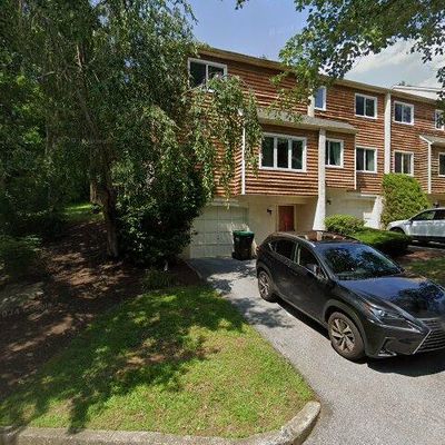 101 S Point Dr #101, Chadds Ford, PA 19317