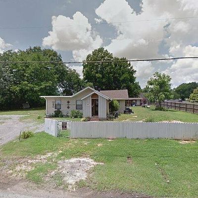 1017 N Lowe St, Stuttgart, AR 72160