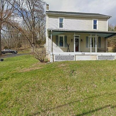 102 Game Farm Rd, Schwenksville, PA 19473