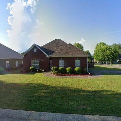 8592 Dover Dr, Leeds, AL 35094