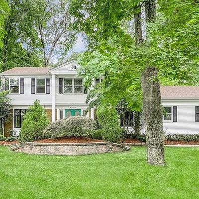 862 Battel Pl, Oradell, NJ 07649