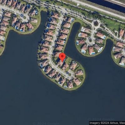 8700 Waterview Ter, Parkland, FL 33076