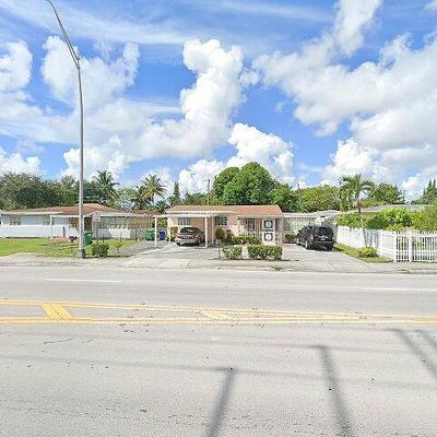 8840 Nw 17 Th Ave, Miami, FL 33147