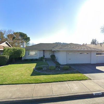 8907 Oakmont Dr, Santa Rosa, CA 95409