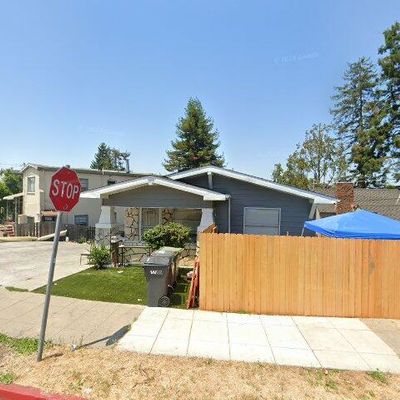 891 E 28 Th St, Oakland, CA 94610