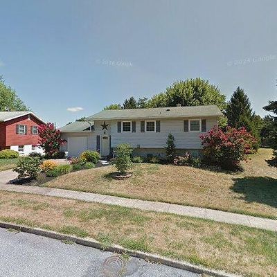 9 Heatherland Rd, Middletown, PA 17057