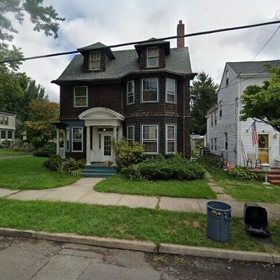 9 Prince St, Bordentown, NJ 08505