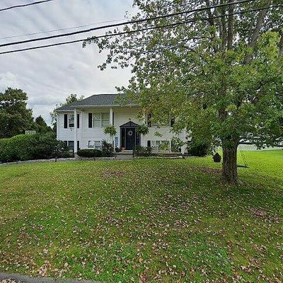 9 Renee Ln, Enfield, CT 06082