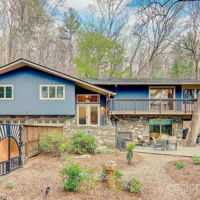 90 Sleepy Hollow Dr, Asheville, NC 28805