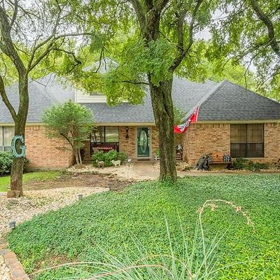 904 Live Oak Cir, Hico, TX 76457