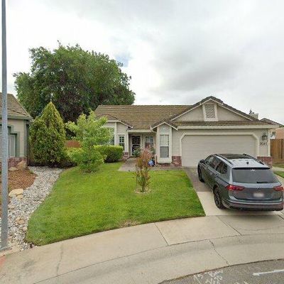 9041 Athelson Pl, Sacramento, CA 95829