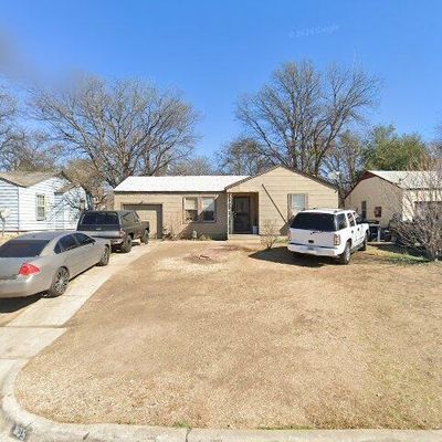 905 E Shaw St, Fort Worth, TX 76110