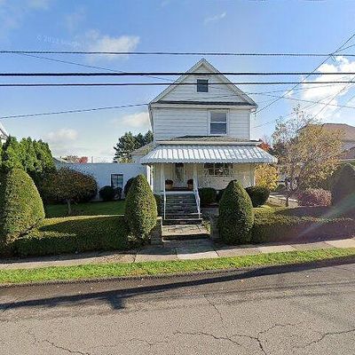 907 Blakely St, Jessup, PA 18434