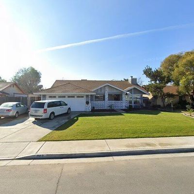 907 Mcginley Ave, Bakersfield, CA 93308