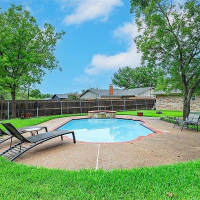 909 Keller Ave, Benbrook, TX 76126