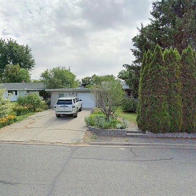 911 S 36 Th Ave, Yakima, WA 98902