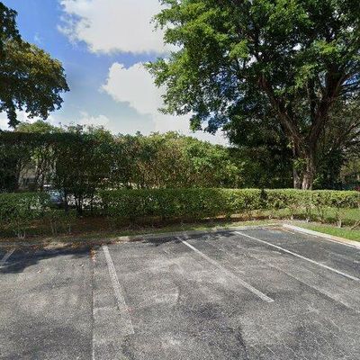 111 S Hollybrook Dr #307, Pembroke Pines, FL 33025