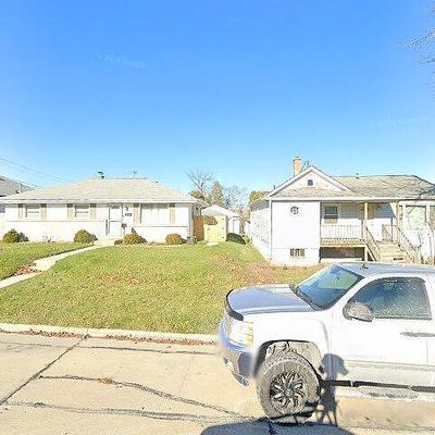 1117 Marshall Ave, South Milwaukee, WI 53172