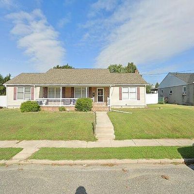 113 S Poplar St, Gibbstown, NJ 08027