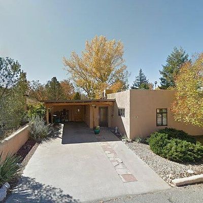 118 Camino Santiago, Santa Fe, NM 87501