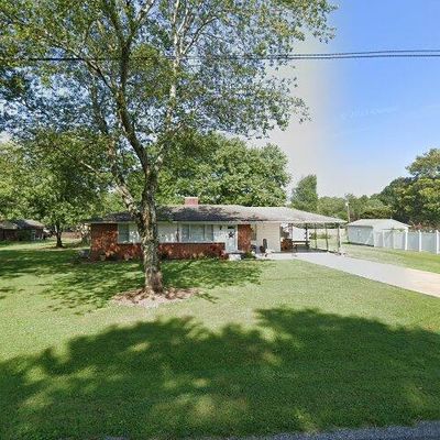 105 Comer St, Rogersville, AL 35652