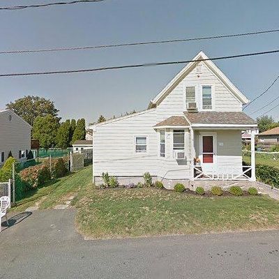 108 Whittier St, Fall River, MA 02724