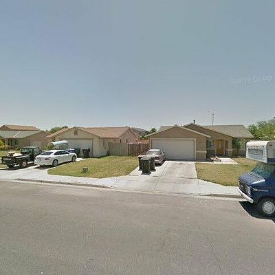 1080 Pine Ct, Brawley, CA 92227