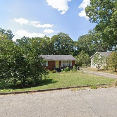 109 Preston Dr, Clarksville, TN 37042