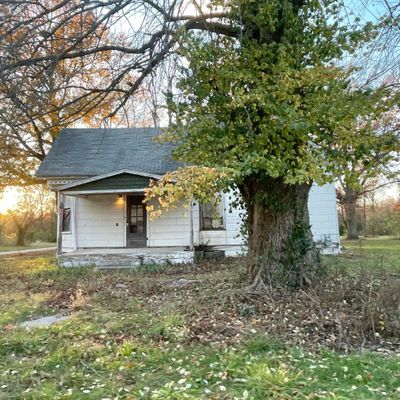 109 S Caroline Ave, Bellflower, MO 63333