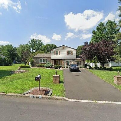 110 Andrea Dr, Richboro, PA 18954