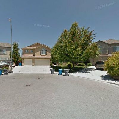 1100 Mulberry Ct, Hollister, CA 95023