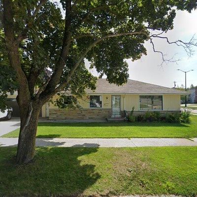 1101 N 17 Th St, Manitowoc, WI 54220