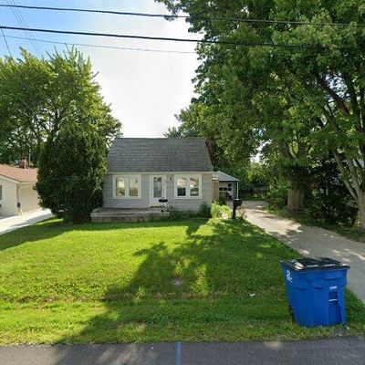 1305 E 343 Rd St, Eastlake, OH 44095