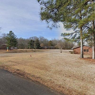 131 Meadowbrook Rd, Plantersville, MS 38862