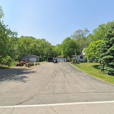 13119 Bell Rd, Caledonia, WI 53108