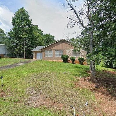 1325 Pine Hill Dr, Elberton, GA 30635