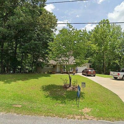 136 Riverwood Ln, Alexander City, AL 35010