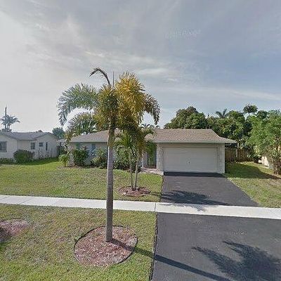 136 Oregon Ln, Boca Raton, FL 33487