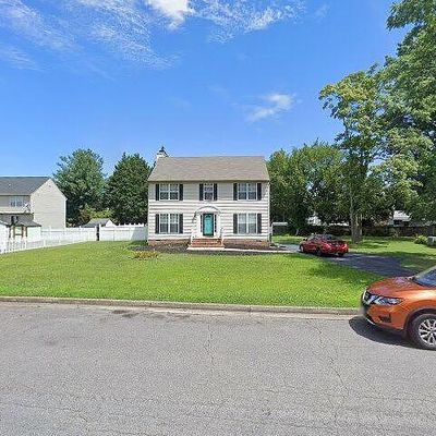 1204 Hyner Cir, Henrico, VA 23231