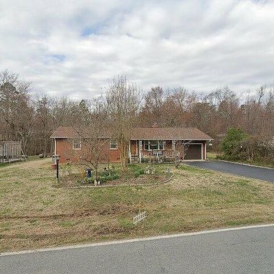 122 Debanne Rd, Mc Leansville, NC 27301