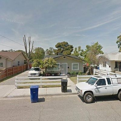 1228 N Brown St, Hanford, CA 93230