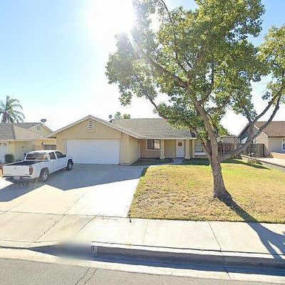 1249 W Voden St, Bloomington, CA 92316