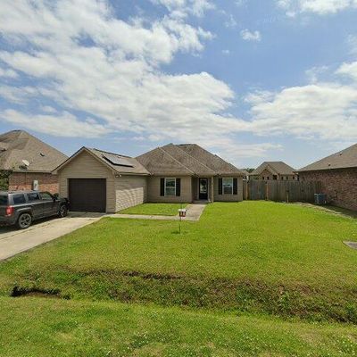 126 Petal Ave, Thibodaux, LA 70301