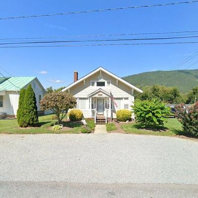 151 Culpepper Ave, Buchanan, VA 24066