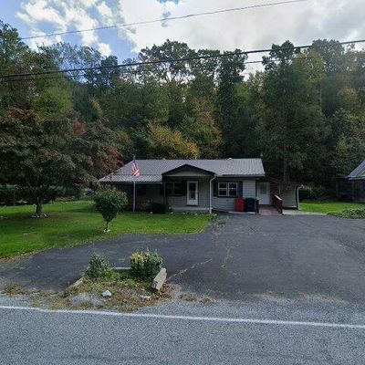 1590 Iron Springs Rd, Fairfield, PA 17320