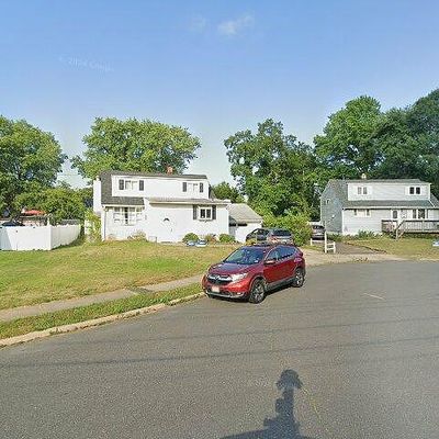 16 Denise Ct, Old Bridge, NJ 08857