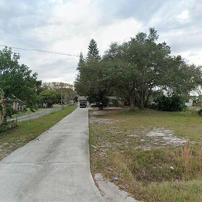 1601 1 St St, Ruskin, FL 33570