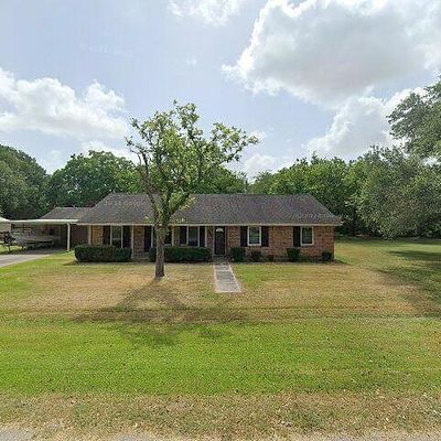 1610 Barker St, Alvin, TX 77511