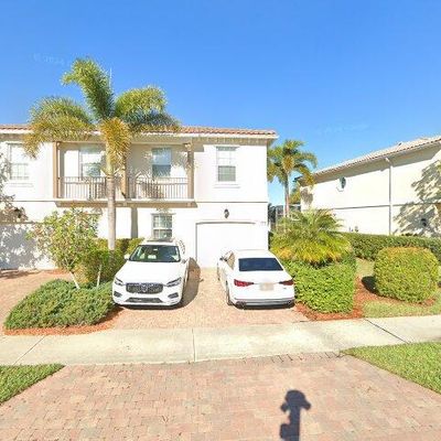 1418 Burgos Dr, Sarasota, FL 34238