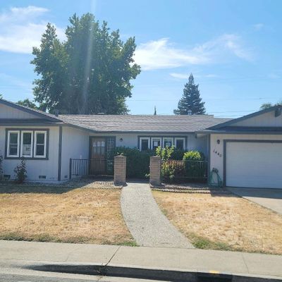 1440 Peach Tree Ln, Yuba City, CA 95993